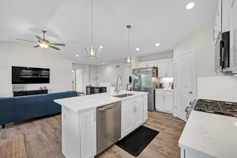 Kitchen - 277 Cassidy Rd, Normal, IL 61761 photo 2 of 3