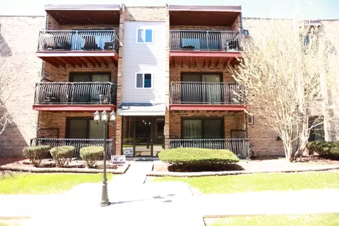 4550 W 57th St #3D2, Chicago, IL 60629