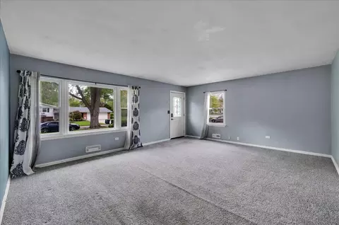 Living - 64 E Benton St, Oswego, IL 60543 photo 2 of 3