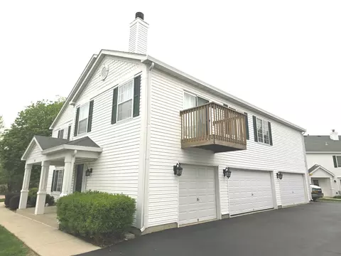 769 Hobart Dr #C, South Elgin, IL 60177