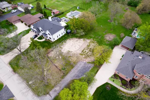 7725 S Drew Ave, Burr Ridge, IL 60527