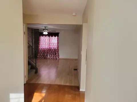 Living - 483 Rustic Dr, Wheeling, IL 60090 photo 1 of 2