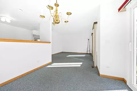 Living - 658 Chestnut Rdg, Minooka, IL 60447 photo 1 of 3