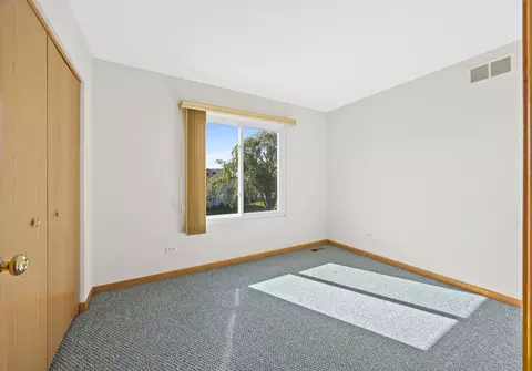 Bedroom - 658 Chestnut Rdg, Minooka, IL 60447 photo 1 of 4