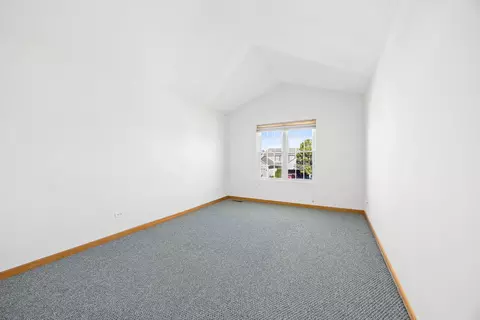 Bedroom - 658 Chestnut Rdg, Minooka, IL 60447 photo 3 of 4