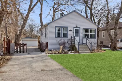 4707 River Dr, Lisle, IL 60532