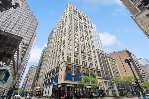 8 W Monroe St #1209, Chicago, IL 60603