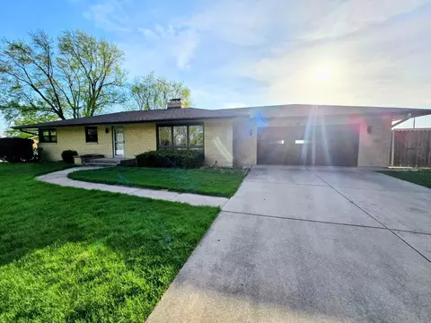 7540 Ivory Ct, Rockford, IL 61108