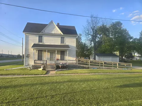 102 E Washington St, Ashkum, IL 60911