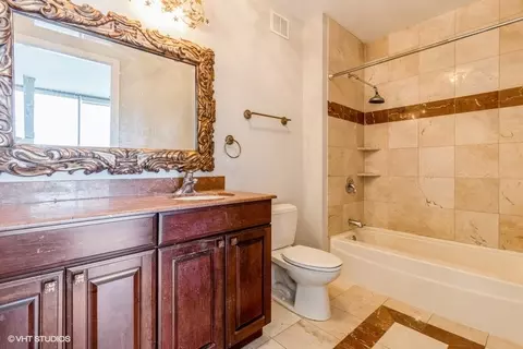 Bath - 420 E Waterside Dr #2214, Chicago, IL 60601 photo 4 of 4