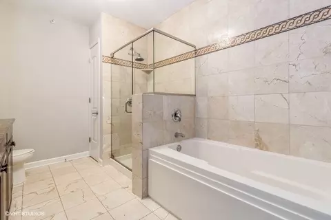 Bath - 420 E Waterside Dr #2214, Chicago, IL 60601 photo 1 of 4
