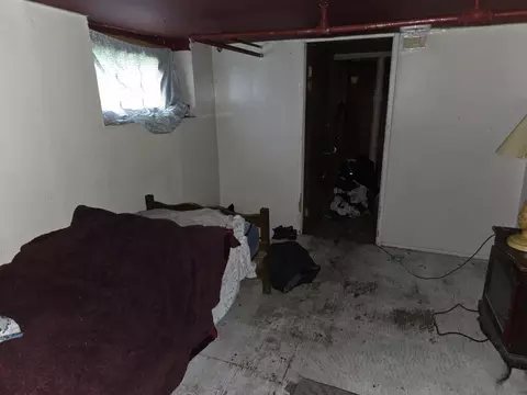 Bedroom - 609 E 152nd St, Phoenix, IL 60426 photo 2 of 2