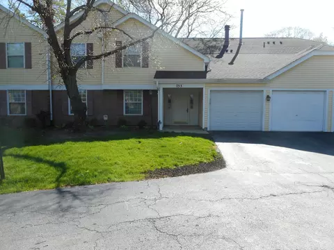 753 Candleridge Ct #C2, Bartlett, IL 60103