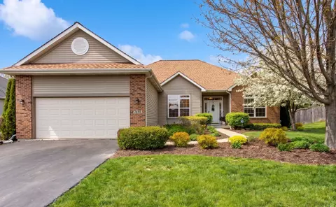 3624 Creekside Ct, Winthrop Harbor, IL 60096
