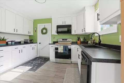 Kitchen - 709 Kathleen Dr, Normal, IL 61761 photo 4 of 4