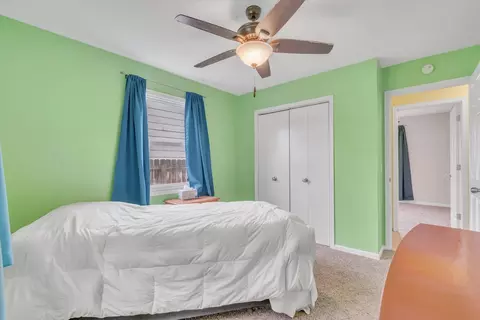 Bedroom - 603 12th Ave, Hampton, IL 61256 photo 5 of 8