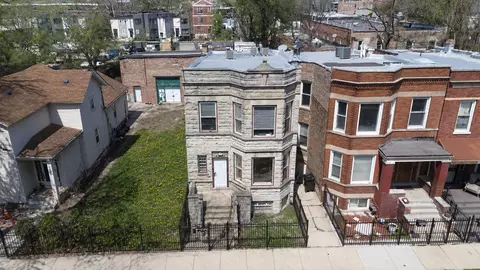 2822 W Flournoy St, Chicago, IL 60612