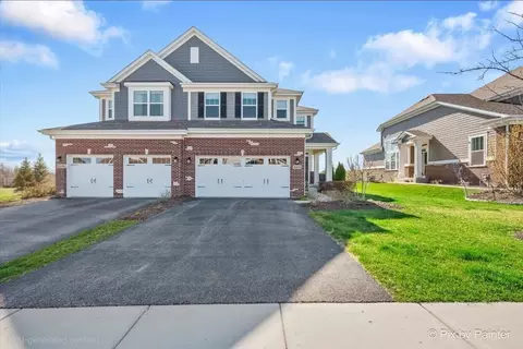 23155 N Pinehurst Dr, Kildeer, IL 60047
