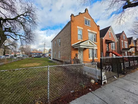 3003 S Kenneth Ave, Chicago, IL 60623