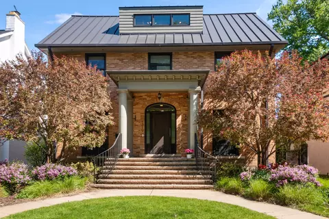 1319 Lincoln St, Evanston, IL 60201