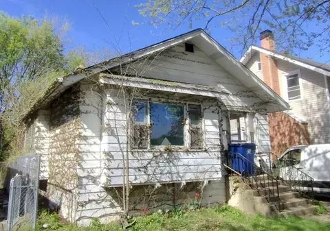 918 Highland Ave, Waukegan, IL 60085