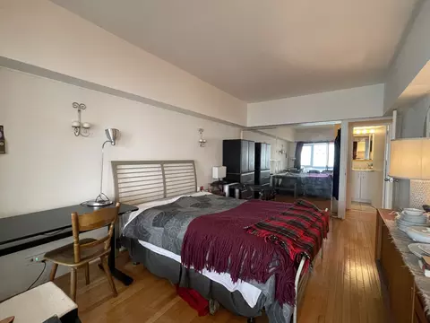Bedroom - 175 E Delaware Pl #5604, Chicago, IL 60611 photo 3 of 5