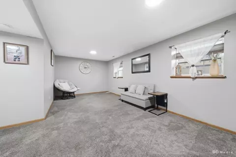 Living - 25606 S Jonquil Ln, Monee, IL 60449 photo 3 of 3