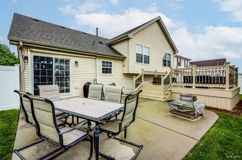 Exterior - 25606 S Jonquil Ln, Monee, IL 60449 photo 8 of 14