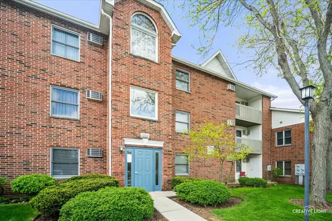 1352 Cunat Ct #3C, Lake In The Hills, IL 60156