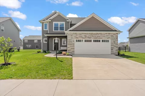 305 Newhaven Ln, Savoy, IL 61874