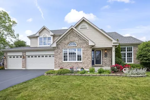 5250 Morningview Dr, Hoffman Estates, IL 60192