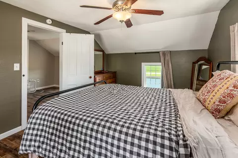 Bedroom - 13988 Tower Rd, Richview, IL 62877 photo 5 of 6