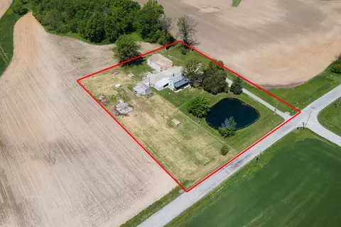 View/Area - 13988 Tower Rd, Richview, IL 62877 photo 3 of 5