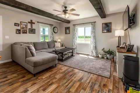 Living - 13988 Tower Rd, Richview, IL 62877 photo 2 of 2