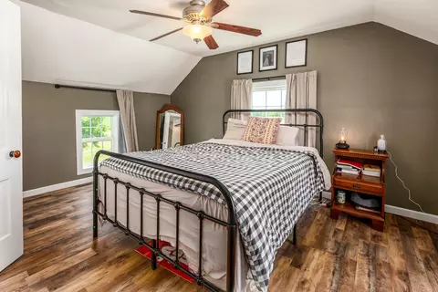 Bedroom - 13988 Tower Rd, Richview, IL 62877 photo 4 of 6