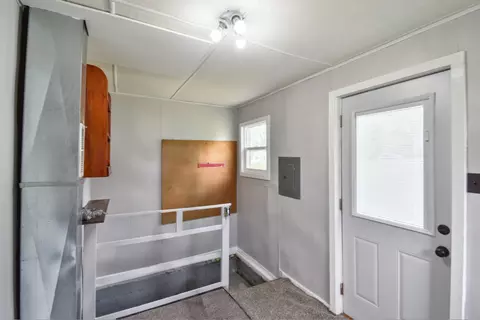 Entry Way - 307 E Scott St, Odell, IL 60460 photo 4 of 7