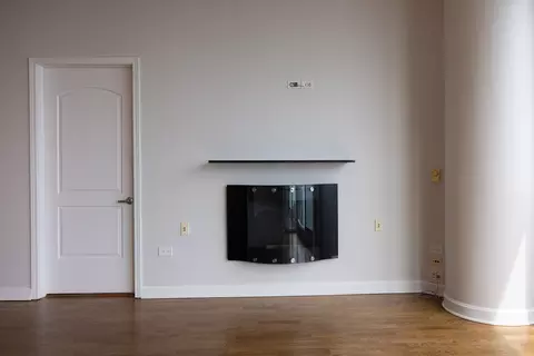 Living - 420 E Waterside Dr #4114, Chicago, IL 60601 photo 5 of 13