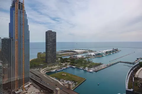 View/Area - 420 E Waterside Dr #4114, Chicago, IL 60601 photo 7 of 8