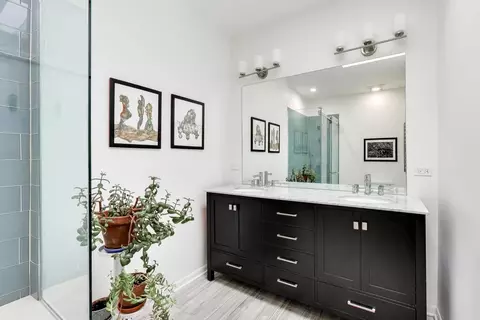 3117 N Orchard St # C, Chicago, IL 60657 photo 4