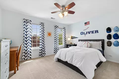 Bedroom - 340 Tenby Way, Algonquin, IL 60102 photo 2 of 3