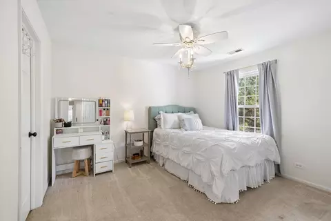 Bedroom - 340 Tenby Way, Algonquin, IL 60102 photo 1 of 3