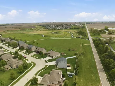 View/Area - 5407 Ferryman Rd, Bloomington, IL 61705 photo 5 of 6