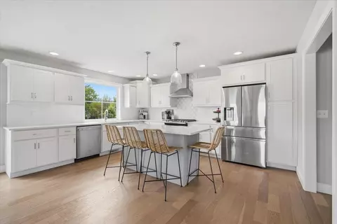 Kitchen - 5407 Ferryman Rd, Bloomington, IL 61705 photo 4 of 5