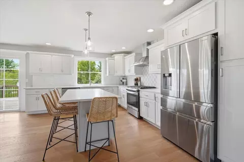 Kitchen - 5407 Ferryman Rd, Bloomington, IL 61705 photo 3 of 5