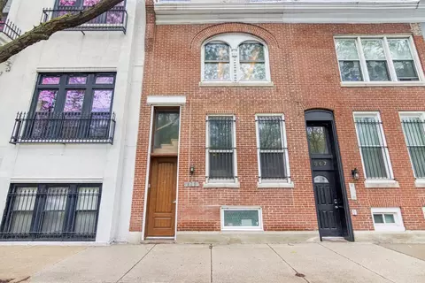 869 N Lasalle St #2, Chicago, IL 60610