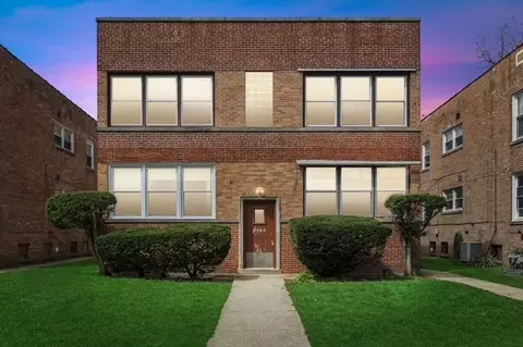 9052 Keating Ave #2A, Skokie, IL 60076