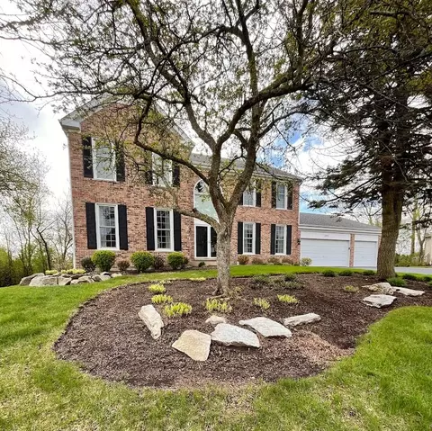 295 Winchester Dr, Algonquin, IL 60102