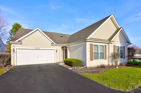 21011 W Torrey Pines Ct, Plainfield, IL 60544