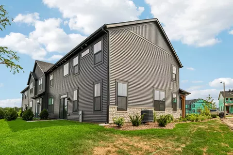 Exterior - 25534 W Emory Ln, Plainfield, IL 60544 photo 5 of 7
