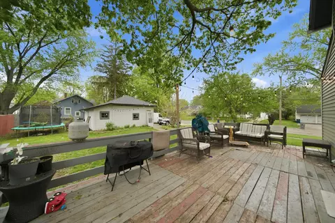 Exterior - 1003 Saint John St, Elgin, IL 60120 photo 4 of 6